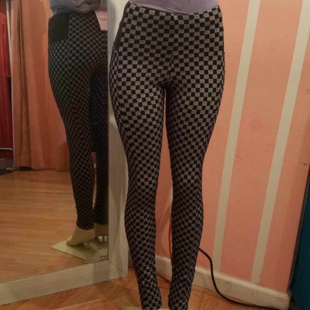 Checkered Leggings